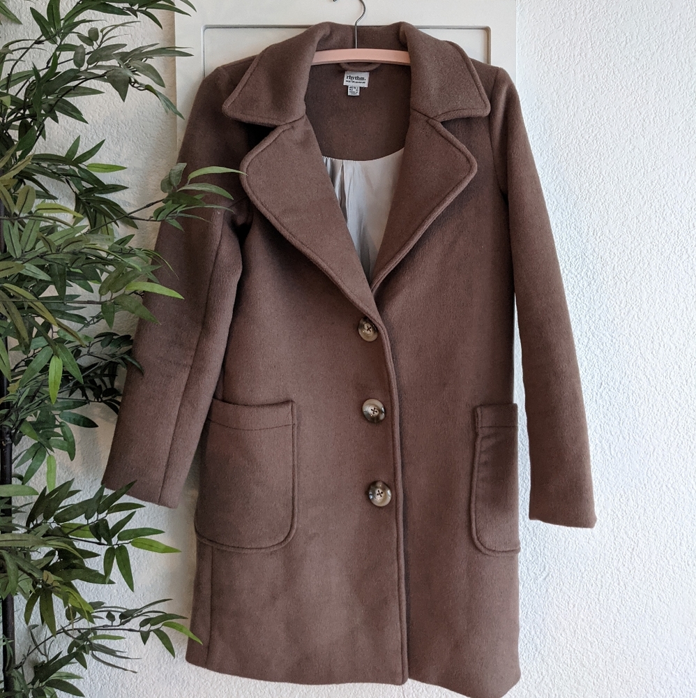Rhythm Coat - Picture 1 of 2